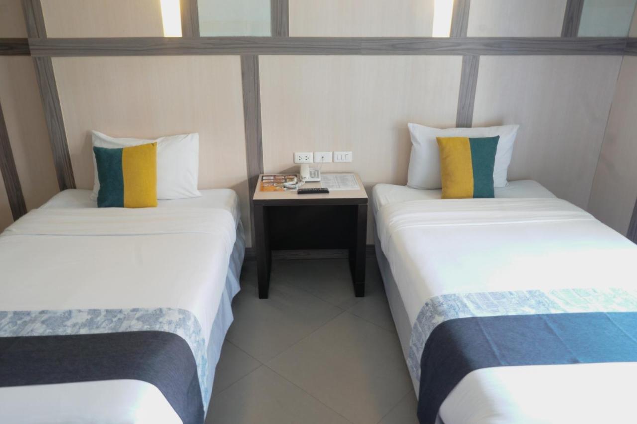 Sea Breeze Jomtien Resort Pattaya Exterior photo
