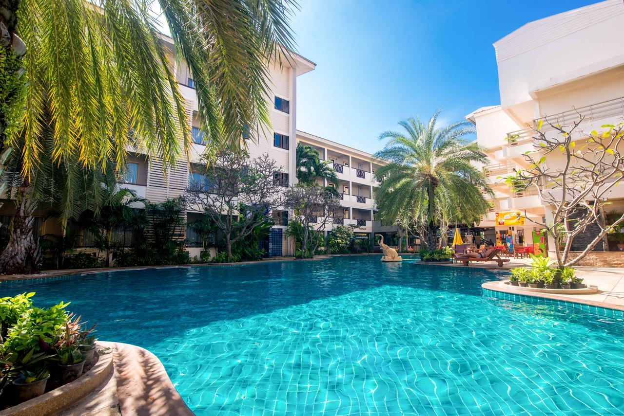 Sea Breeze Jomtien Resort Pattaya Exterior photo