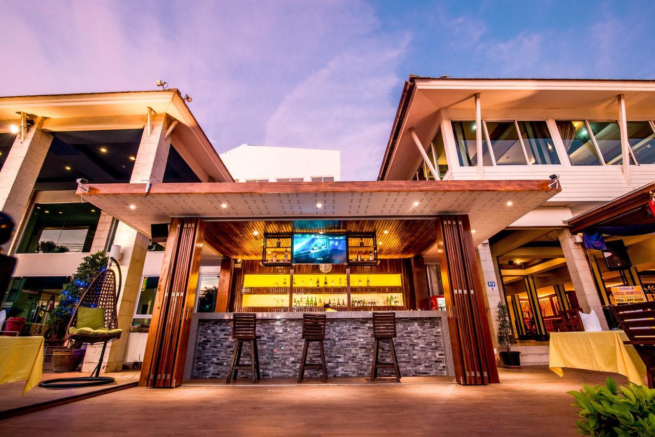 Sea Breeze Jomtien Resort Pattaya Exterior photo