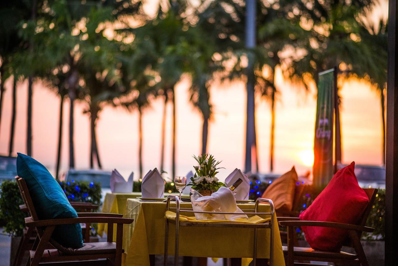 Sea Breeze Jomtien Resort Pattaya Exterior photo